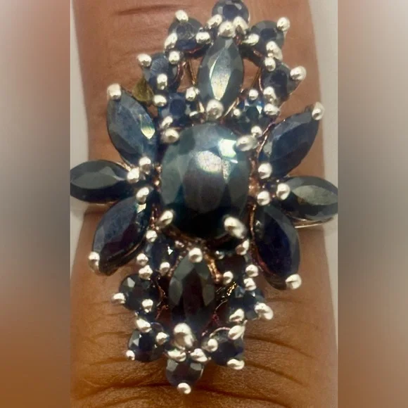 Sterling Silver 925 Sapphire Blue Cluster Ring NWOT - Picture 2 of 9